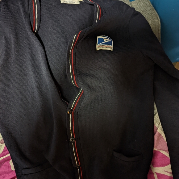 Source Unknown Other - Size large polo & sweater USPS